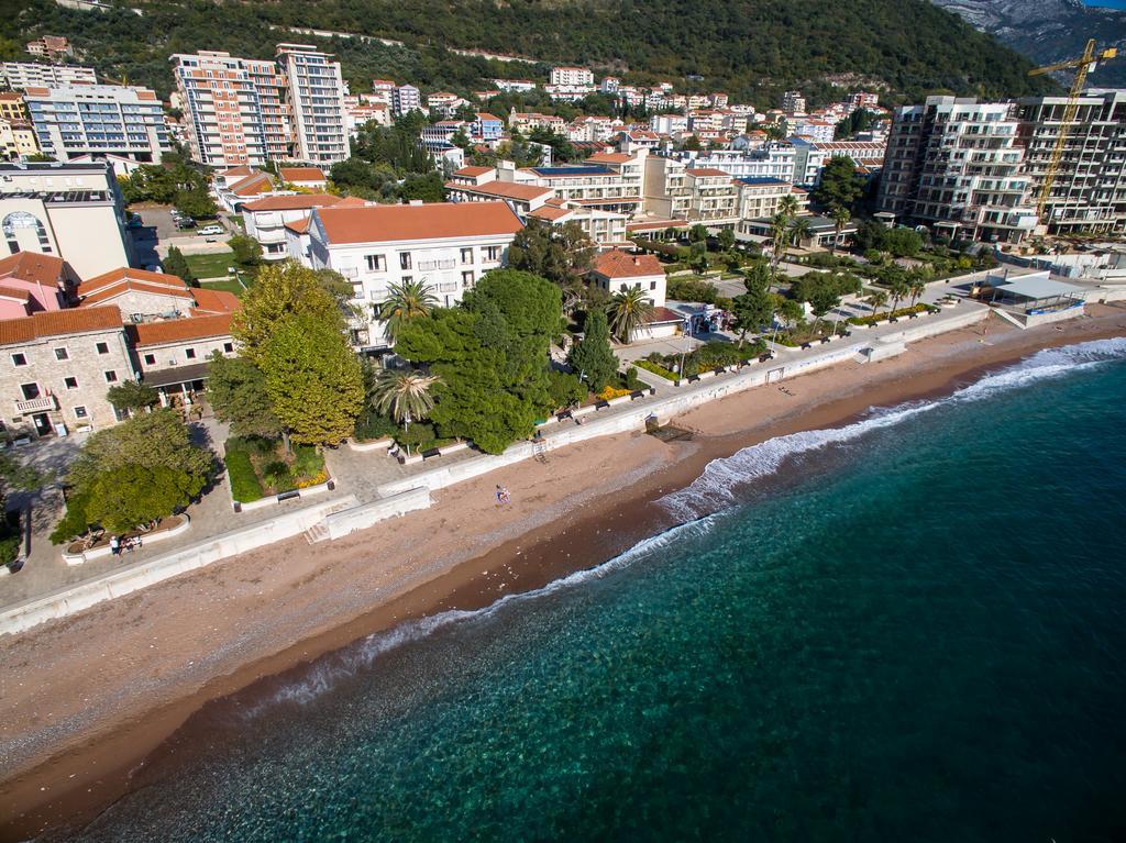 De Lux Apartments Petrovac Екстериор снимка