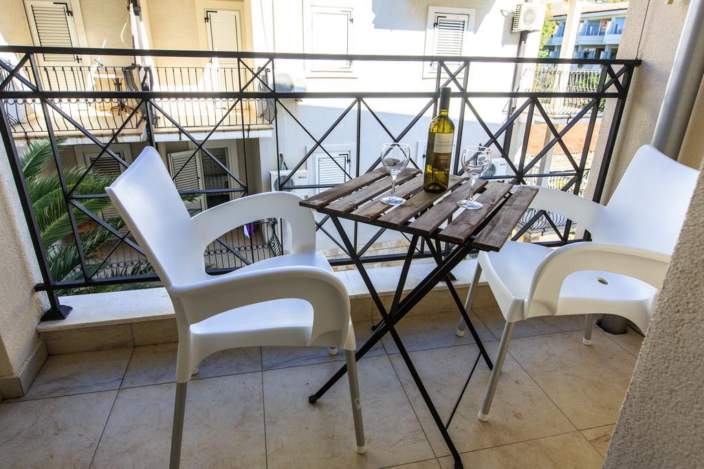 De Lux Apartments Petrovac Екстериор снимка