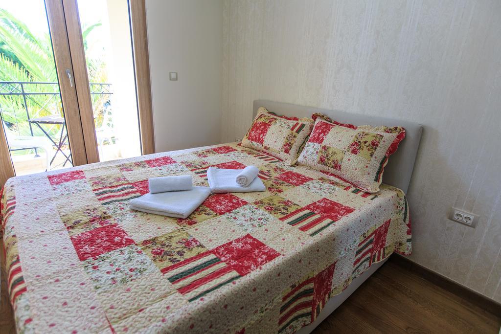 De Lux Apartments Petrovac Екстериор снимка