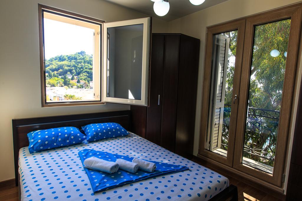 De Lux Apartments Petrovac Екстериор снимка
