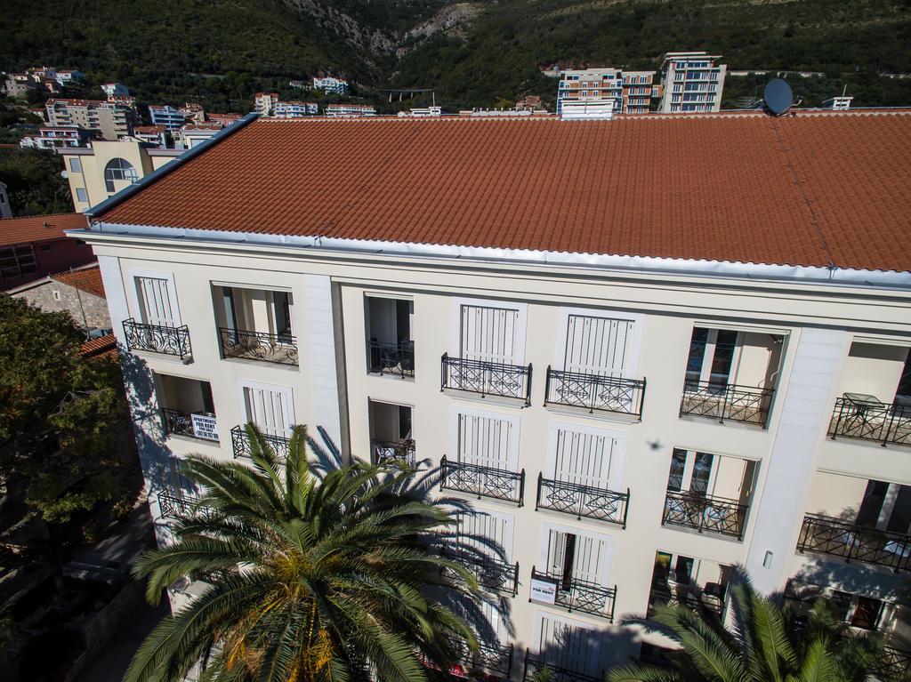 De Lux Apartments Petrovac Екстериор снимка
